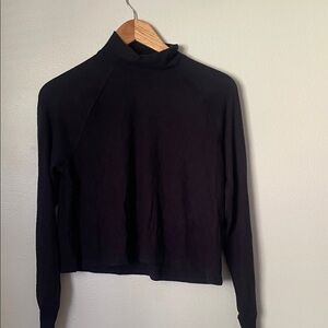 Abercrombie Black  Mock Neck Long-Sleeve Women's Top